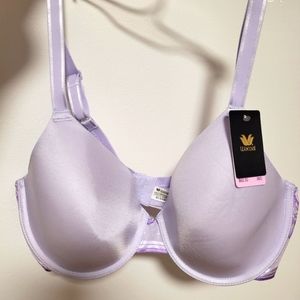 NWT Wacoal purple bra with lace details